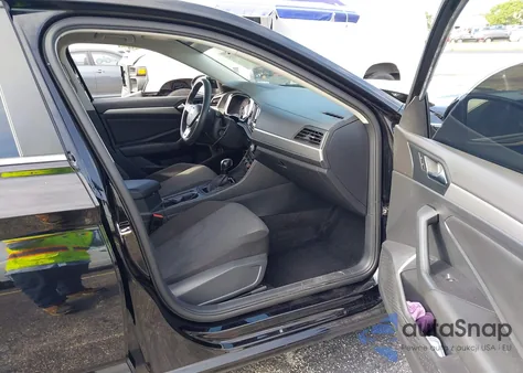 2021 Volkswagen Jetta 1.4T R-Line/1.4T S/1.4T Se z USA, uszkodzony, nr VIN 3VWC57BU5MM035219